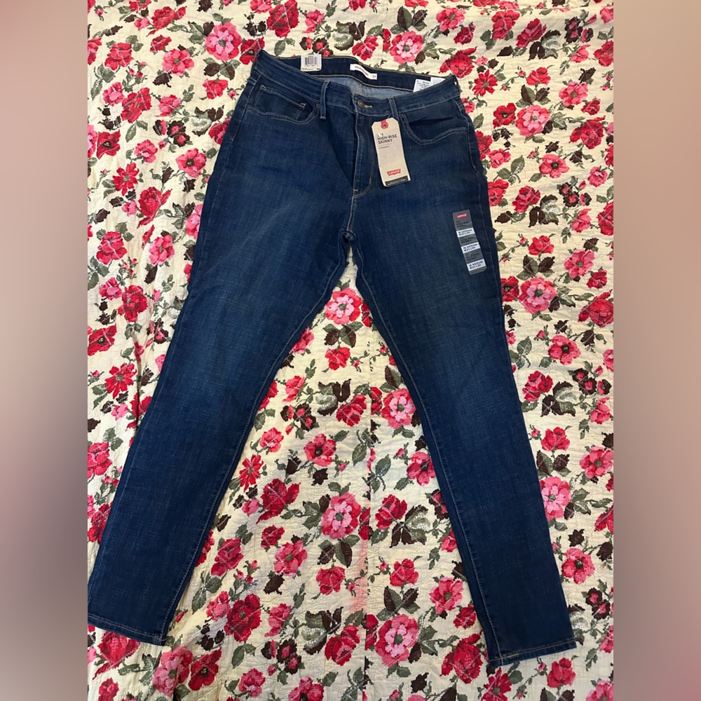 6 Pairs of Name brand jeans!! Democracy, Levi’s, etc. all size 16, some NWT - Picture 3 of 11